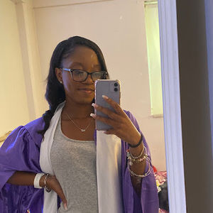 Meet your Posher, Ayanna